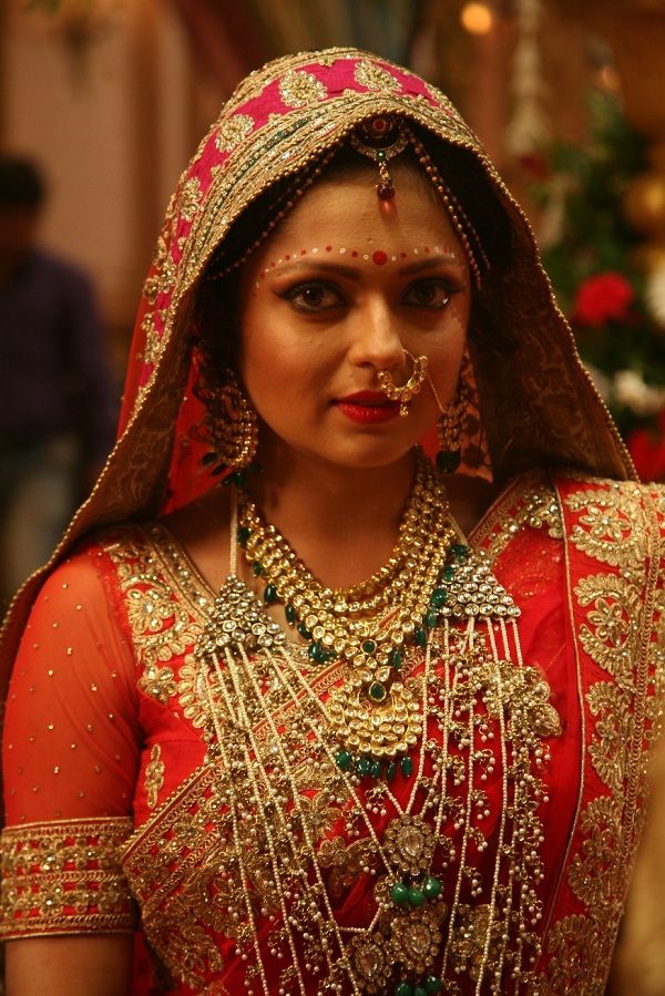Wow! These Bridal Photos Of Drashti Dhami Are Stunning!