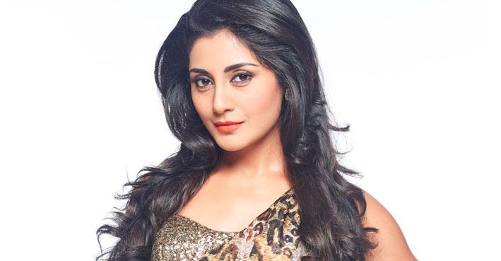 I Asked Rimi Sen 5 Very Important Questions About Bigg Boss 9 &#038; This Is What She Said!