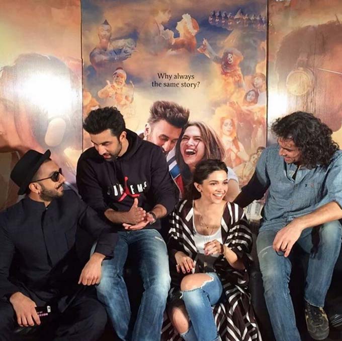 Awww! Ranveer Singh Surprised Deepika Padukone, Ranbir Kapoor & Imtiaz Ali During A Tamasha Event