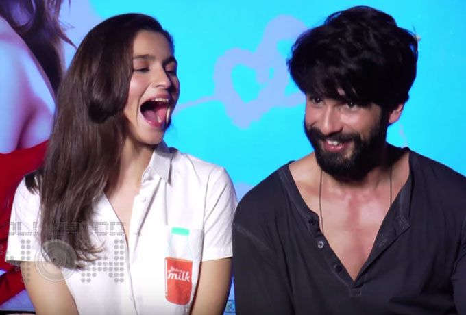 VIDEO: Shahid Kapoor & Alia Bhatt Troll This Reporter & It’s Super Funny!