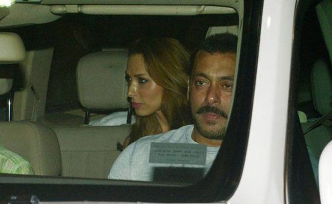Iulia Vantur & Salman Khan Were Spotted Leaving David Dhawan’s House Together