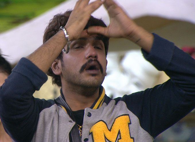 4 Major Fights & 2 Bitching Sessions – Bigg Boss 9 Has Truly Begun!