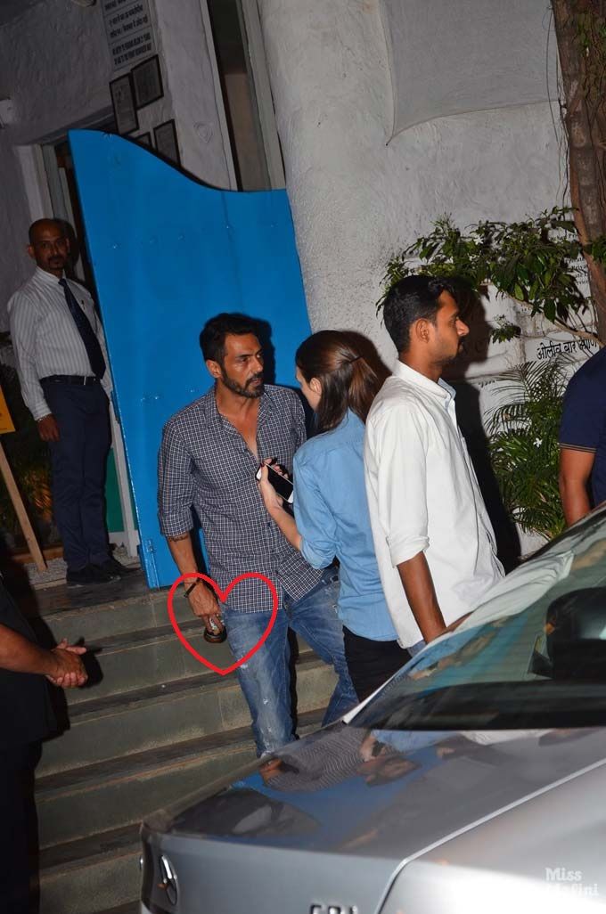 Arjun Rampal Was Spotted With A Bottle Of Alcohol, Basically Making Him Our Spirit Animal!