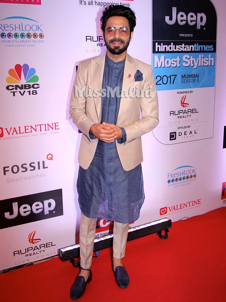 Aparshakti Khurrana in HP Su Misura and The Tie Hub at the 2017 HT’s Mumbai’s Most Stylish Awards (Photo courtesy | Viral Bhayani)