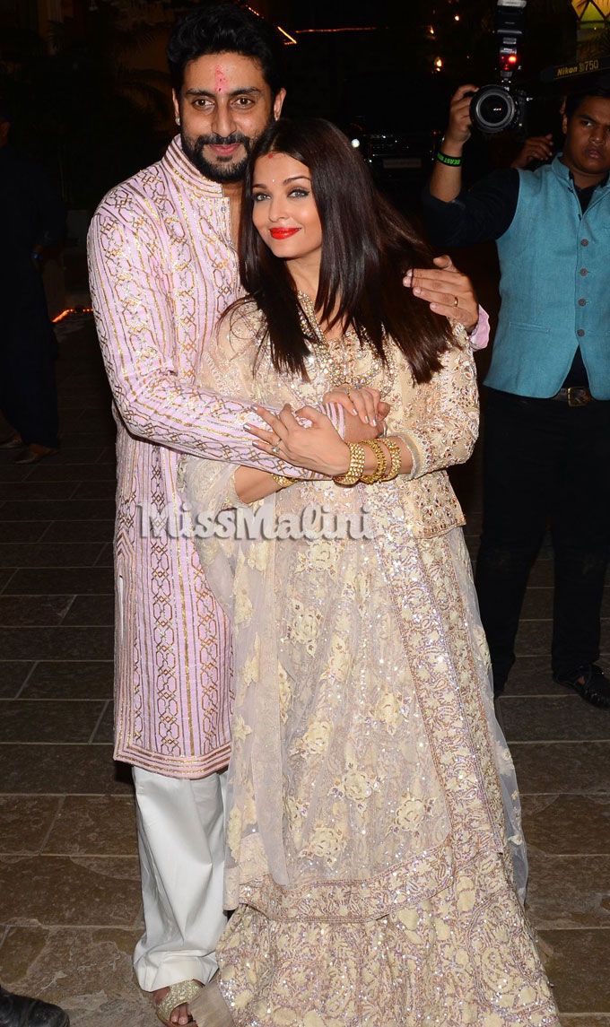 Check Out This Unseen Photo From Aishwarya Rai & Abhishek Bachchan’s Wedding