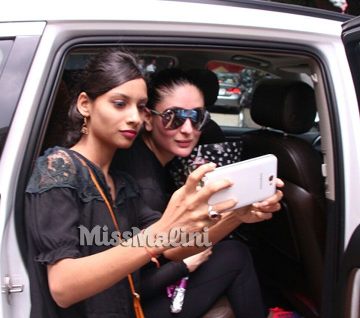 Kareena Kapoor Khan with a fan