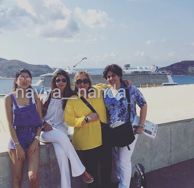 Navya Naveli vacationing with her family | Source: Instagram |