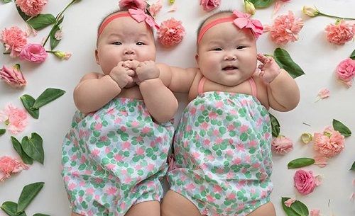 Meet Instagram’s Most Stylish Twin Babies – Leia &#038; Lauren