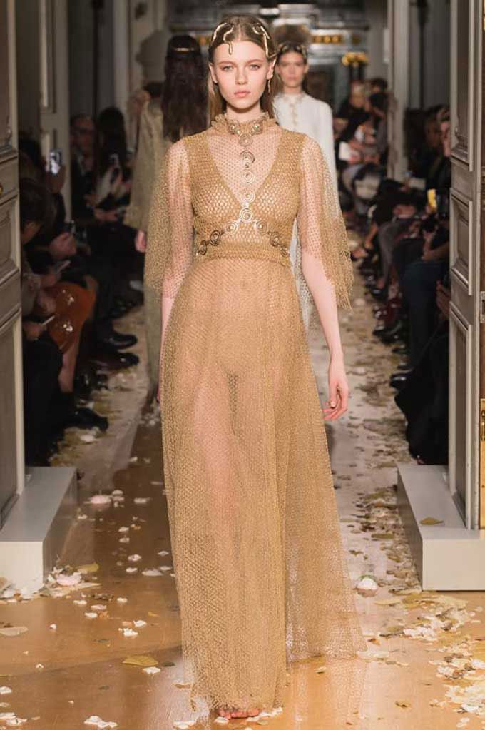 Valentino SS16 Couture at Paris Fashion Week