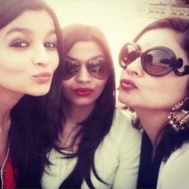 Alia, Shaheen and Pooja Bhatt
