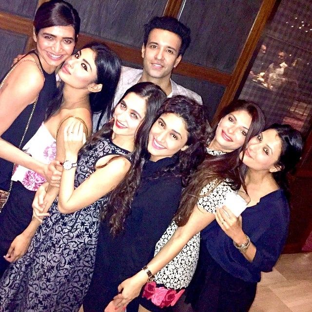 Aamir, Sanjeeda, Karishma, Mouni, Ragini, Jennifer | Source: Instagram |