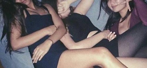 Photo Alert: Suhana Khan Parties With Her Girlfriends