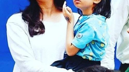 Unseen Photo Of Aishwarya Rai Bachchan With Daughter Aaradhya