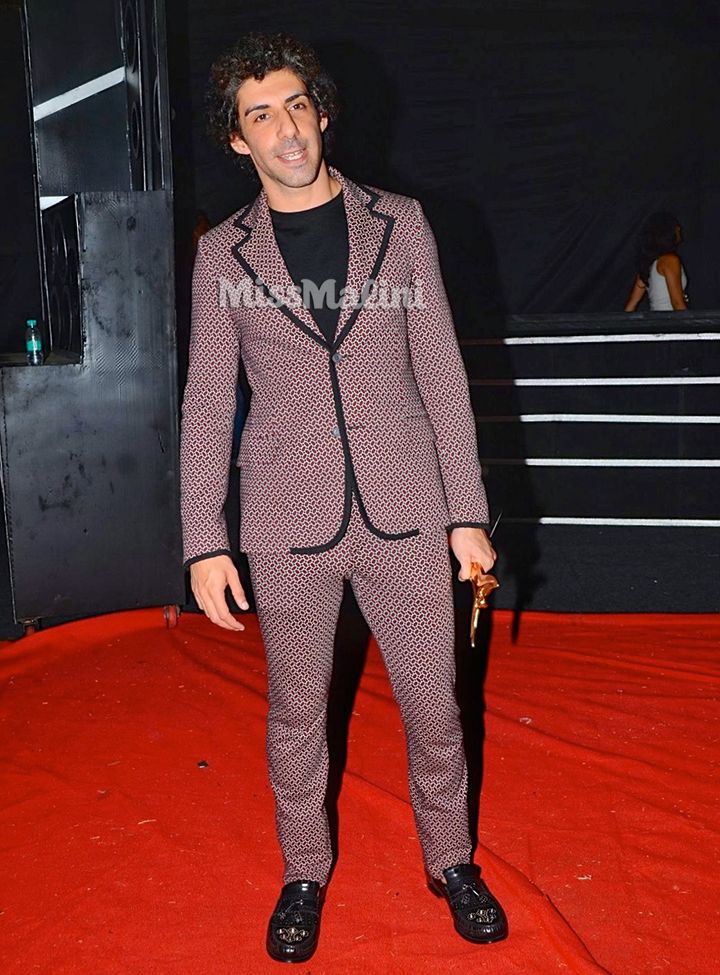 Jim Sarbh in Gucci at the 2016 Stardust Awards (Photo courtesy | Viral Bhayani)