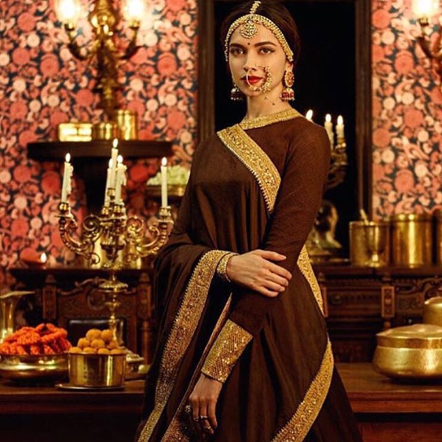 Proof That Deepika Padukone Is #1 When It Comes To Wearing A Sari