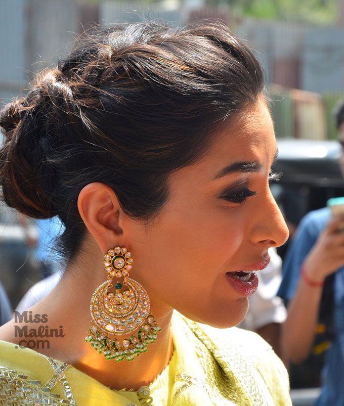 Sophie Choudry Brings Some Desi Sunshine With Her Outfit!