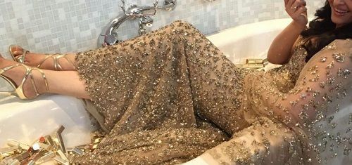 VIDEO: Aishwarya Rai Bachchan Poses In A Bathtub Minutes Before Walking The Cannes Red Carpet