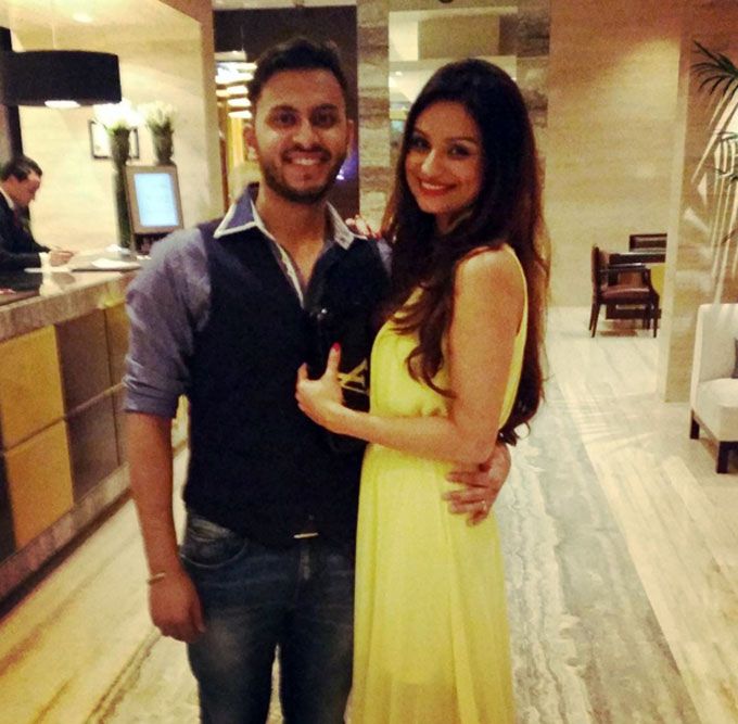 Dimpy Ganguly Delivered Her Baby &#038; Shared The News With The Cutest Photo!