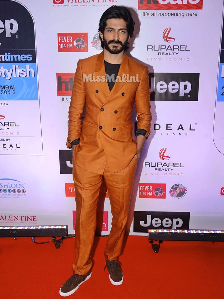 Harshvardhan Kapoor in Burberry and Brooks Brothers at the 2017 HT’s Mumbai’s Most Stylish Awards (Photo courtesy | Viral Bhayani)