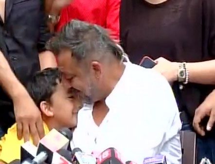 Sanjay Dutt with his kid