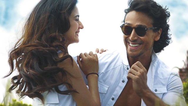 Tiger Shroff And His Girlfriend Disha Patani Look Sizzling Hot In This Video!