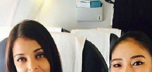 Photo Alert: Aishwarya Rai Bachchan Poses With A Flight Attendant