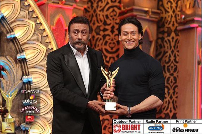 Jackie Shroff and Tiger Shroff (Source: @ColorsTV Twitter)