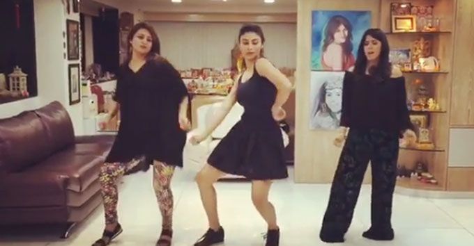 VIDEO: Divyanka Tripathi & Mouni Roy Shake Their Booty #LikeABoss
