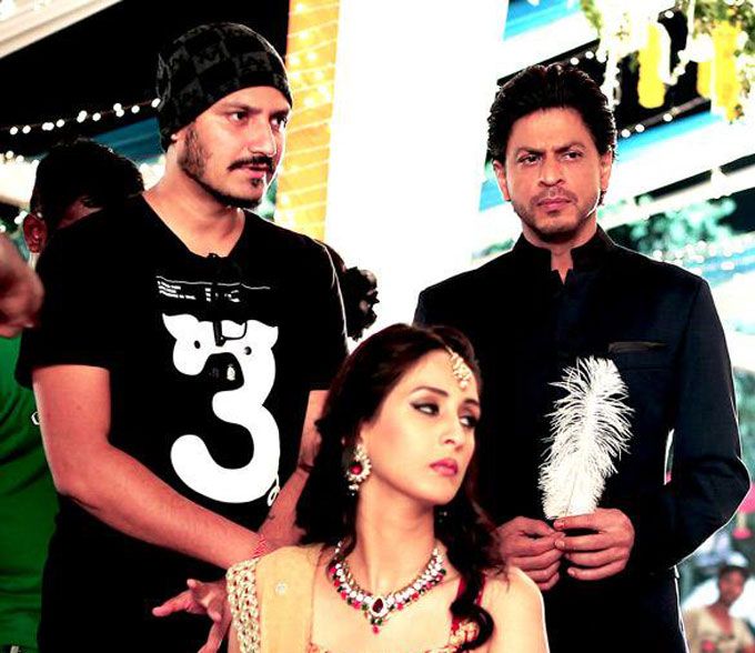 Chahat Khanna and Shah Rukh Khan (Source: Twitter)