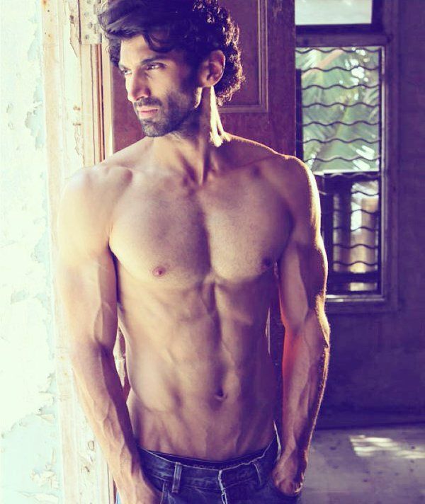 Is This The New Girl In Aditya Roy Kapoor’s Life?