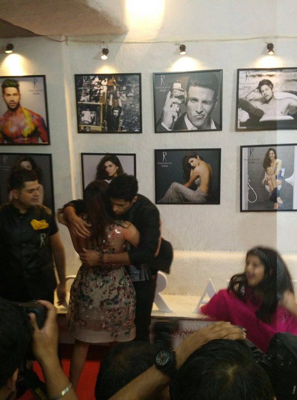 Photos: Awww! Sidharth Malhotra Cannot Stop Hugging Alia Bhatt!