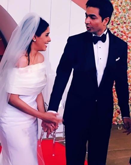 Here’s Everything That Happened At Asin & Rahul’s Church & Hindu Wedding!