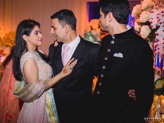 Photos: Asin With Her Bestie Akshay Kumar At Her Wedding Reception