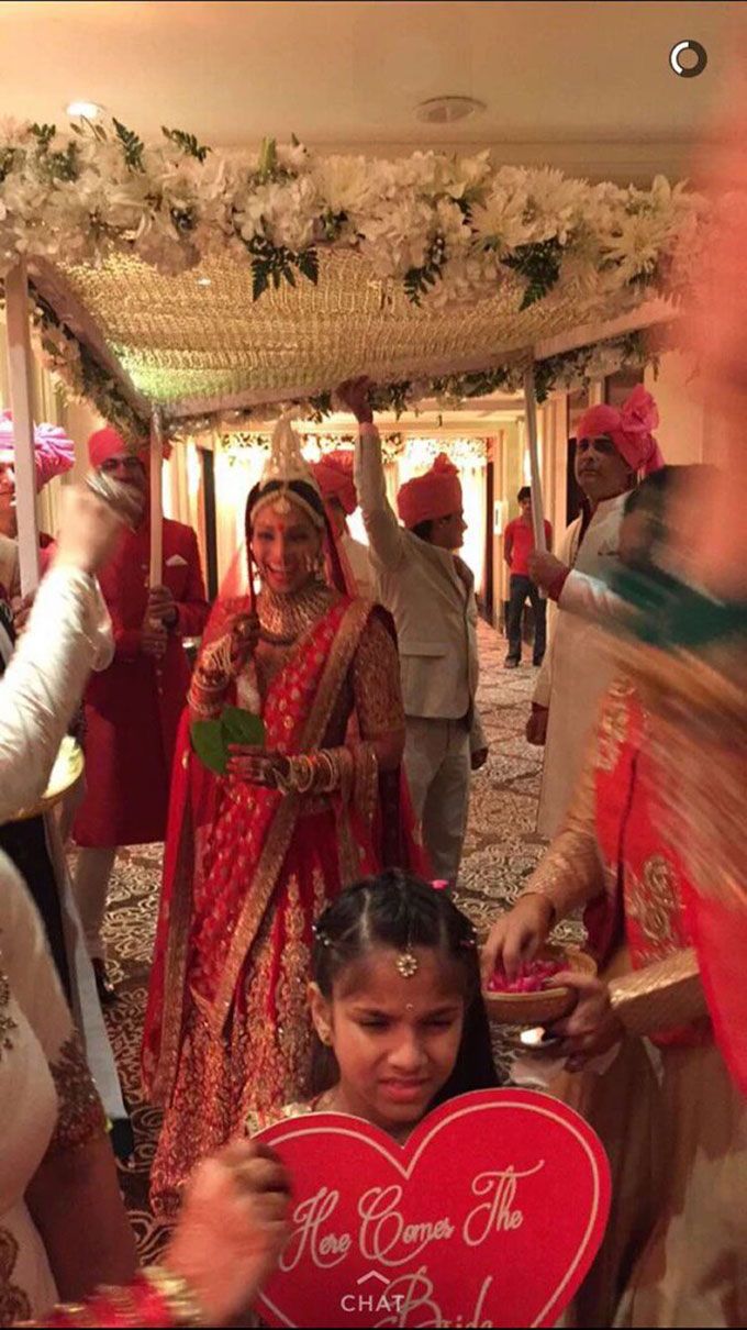 And She’s Here! Bipasha Basu Looks Too Beautiful In Her Wedding Outfit!