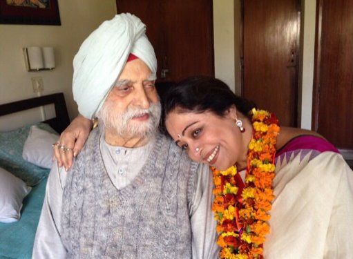 Actor & Politician Kirron Kher’s Father Has Passed Away