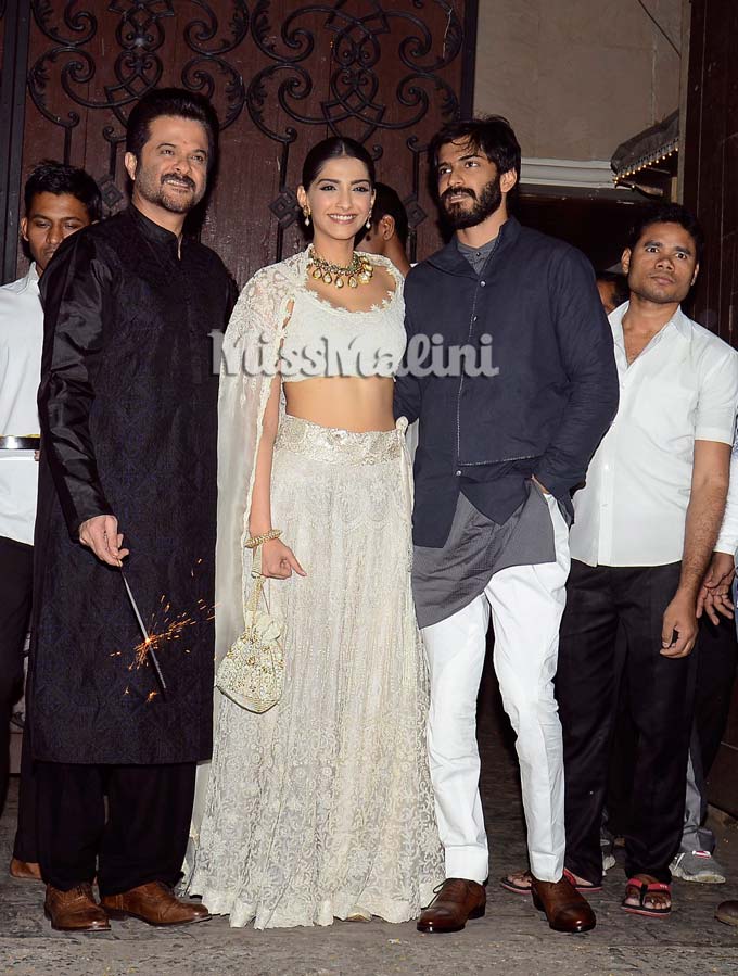 Check Out The Insanely Fun Photos From Anil & Sonam Kapoor’s Diwali Party!