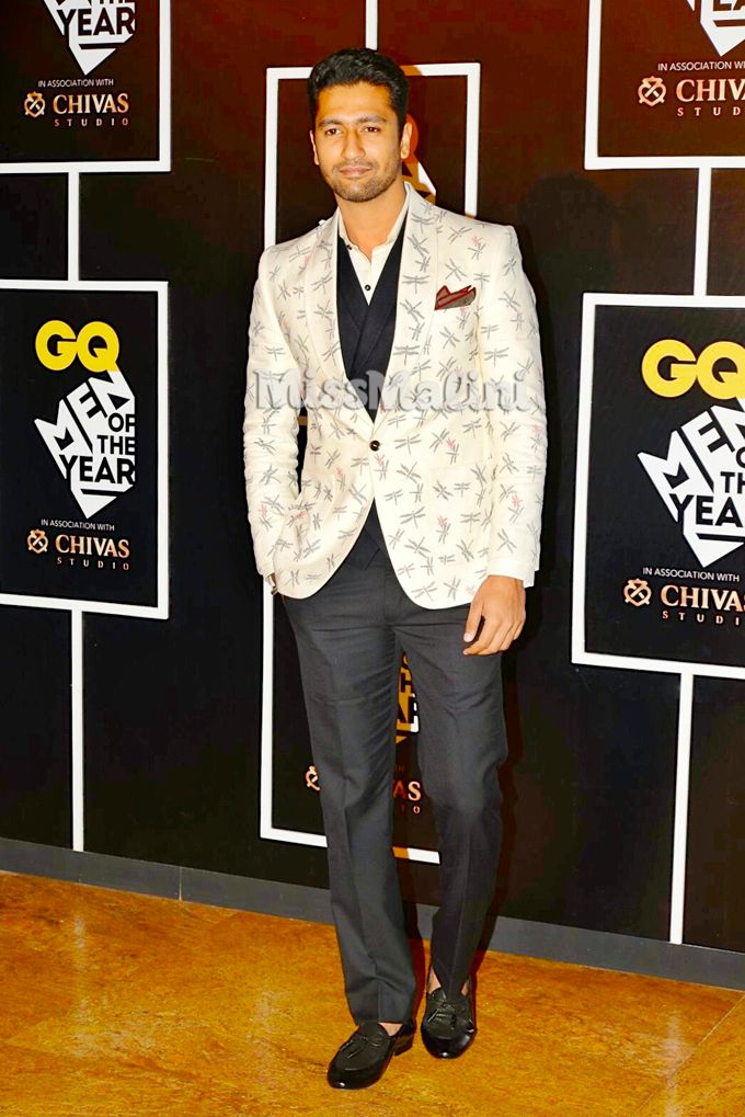 Vicky Kaushal in Khanijo by Gaurav Khanijo, Tommy Hilfiger, Vikram Bajaj and Rosso Brunello at the 2016 GQ Men of the Year awards (Photo courtesy | Viral Bhayani)