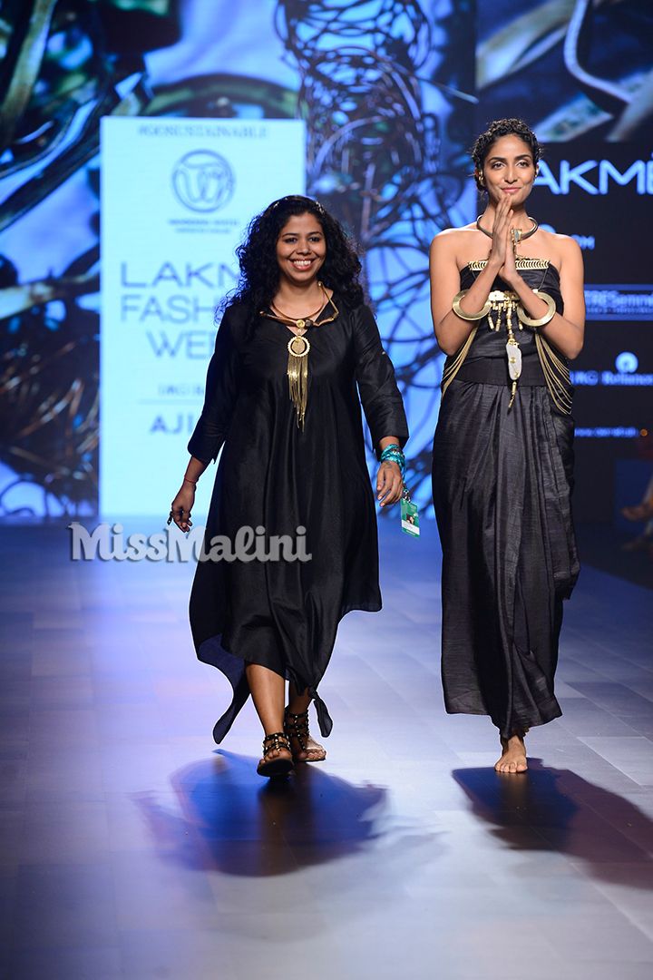 #Reincarnation by Artisans' Centre Supported by Mantra Foundation - Wandering Whites at Lakme Fashion Week SR17