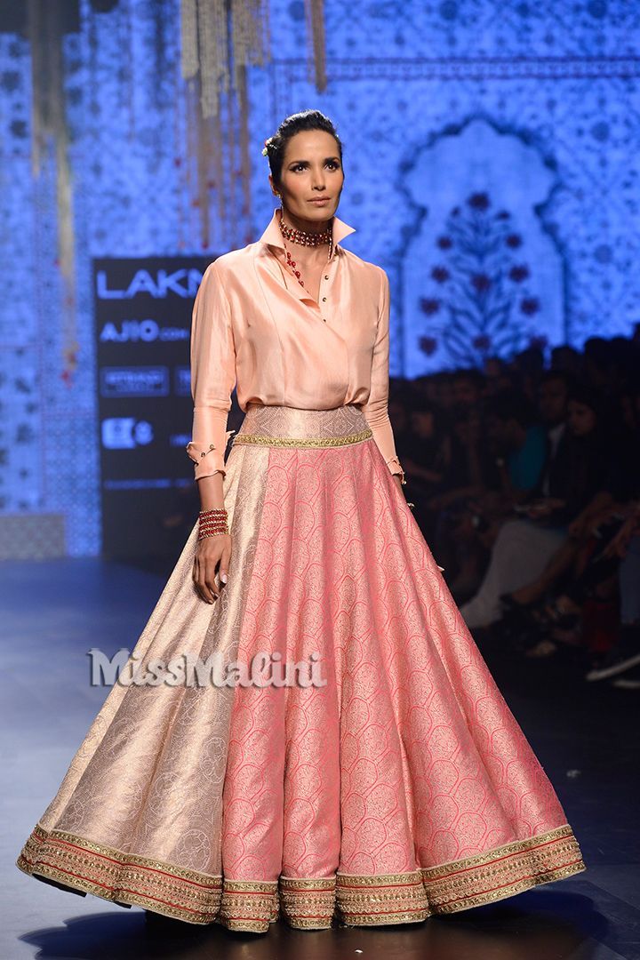 Tarun Tahiliani at Lakme Fashion Week SR'17