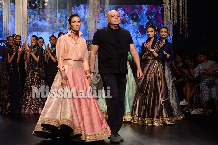 Tarun Tahiliani’s Show Was The Definition Of Chic Bridal-Wear