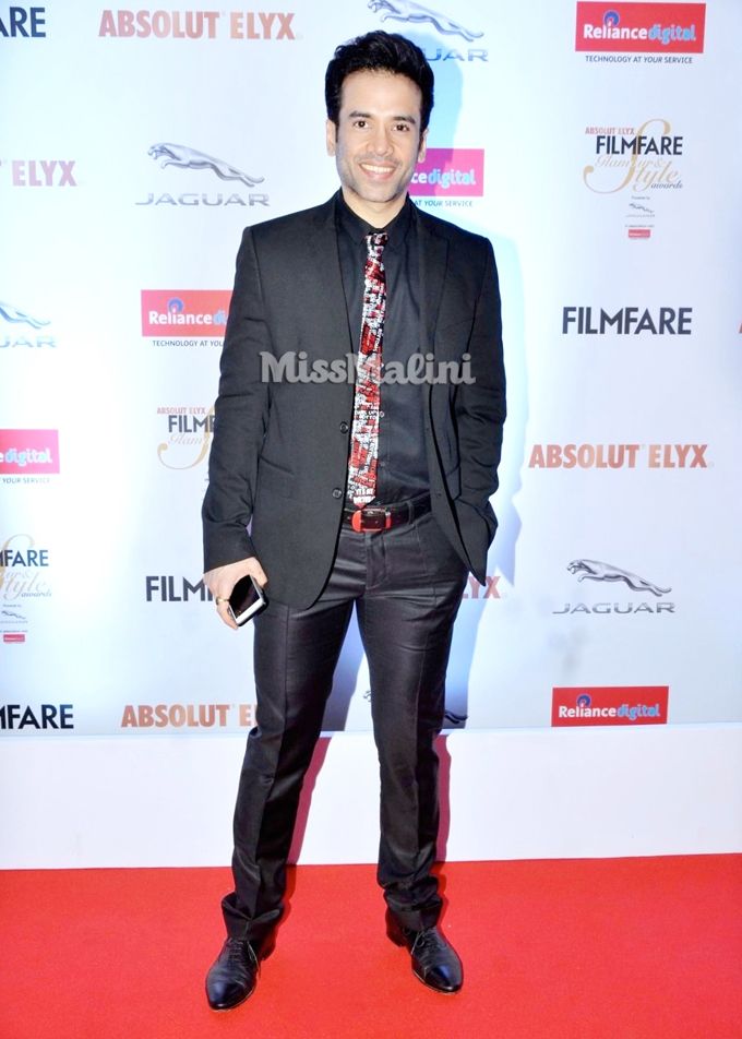 Tusshar Kapoor at the 2016 Filmfare Glamour & Style Awards (Photo courtesy | Viral Bhayani)