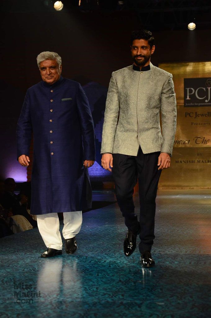 Javed Akhtar and Farhan Akhtar in Manish Malhotra for #Mijwan2015