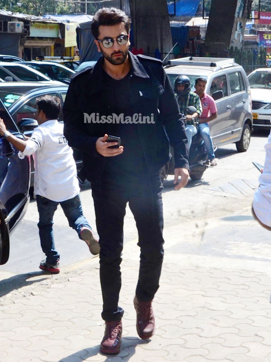 Ranbir Kapoor in OFF-WHITE c/o VIRGIL ABLOH™, Damir Doma, Armani Jeans and Peter Non for Ae Dil Hai Mushkil promotions at Radio Mirchi (Photo courtesy | Viral Bhayani)