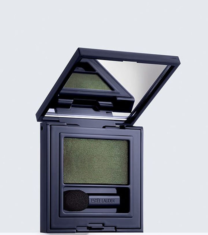 Estēe Lauder Pure Color Envy Defining EyeShadow Wet/Dry In 'Emerald Envy' | Source: Estēe Lauder