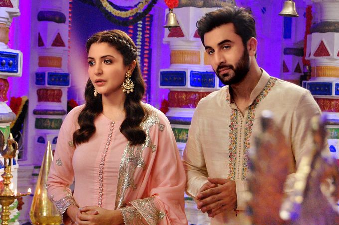 Anushka Sharma and Ranbir Kapoor in Sabyasachi for Ae Dil Hai Mushkil promotions on the sets of Yeh Hai Mohabbatein (Photo courtesy | Vainglorious)