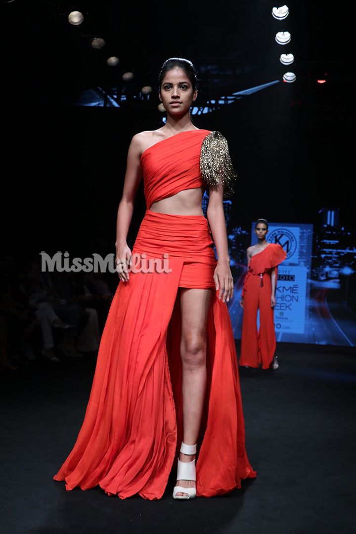 Karn Malhotra at Lakme Fashion Week SR'17