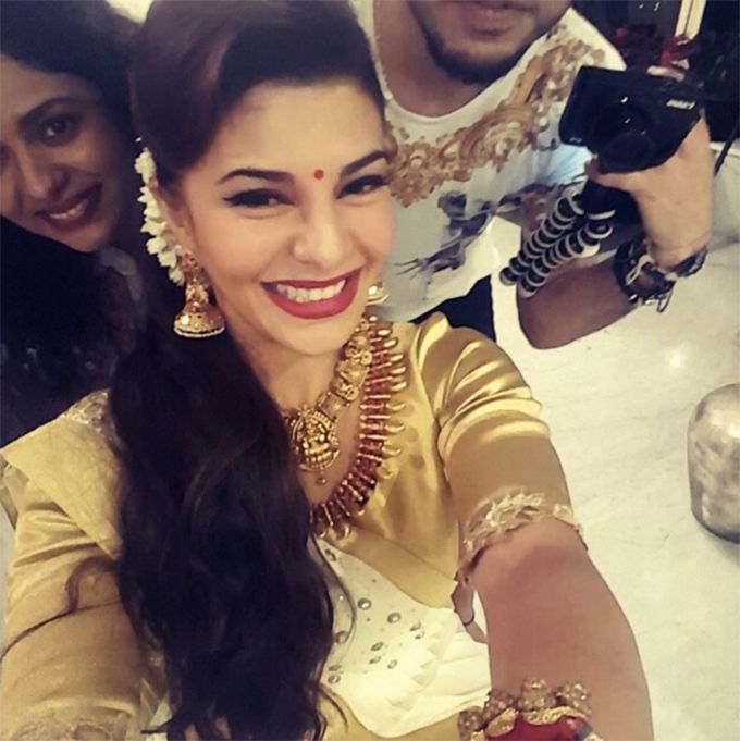 Jacqueline Fernandez Is A Traditional Delight At Asin’s Wedding!
