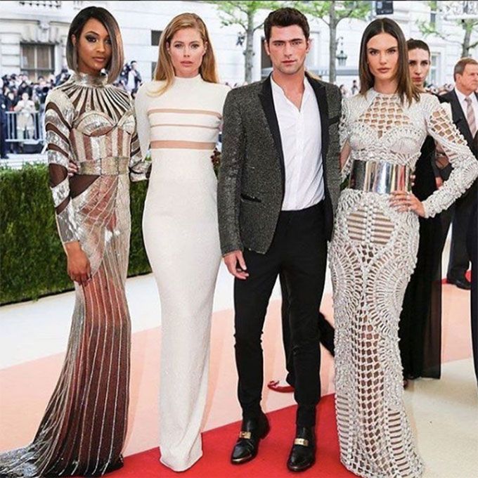 Everyone Went All Out On The MET Gala 2016 Red Carpet!