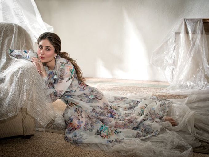 Kareena Kapoor Khan for Elle India February 2016 (Twitter: @KareenaOnline)