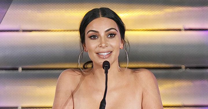 Kim Kardashian Starts Yet Another Crazy Lip Trend
